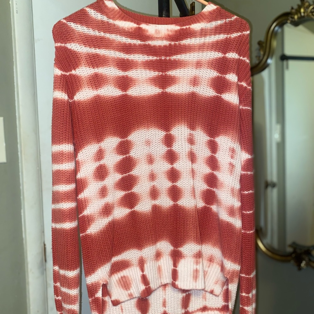 Time & Tru Orange and Cream Sweater